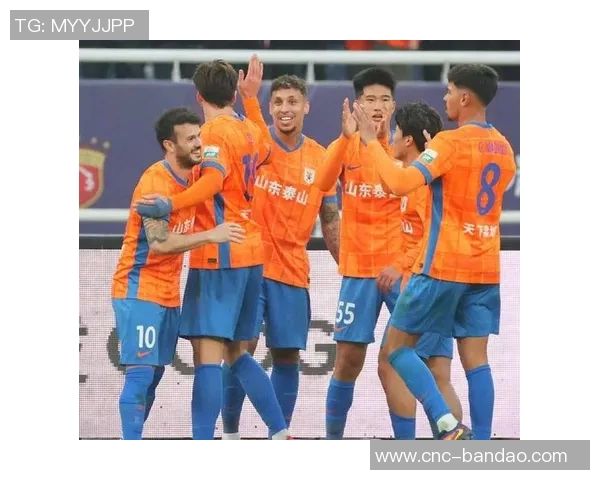 橙衣传奇再现鹏起泰山他以12战9不败点燃球队希望与信念