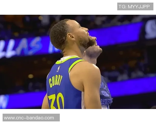 公牛球场意外现冷凝水今日比赛开球时间被迫推迟 公牛球场意外现冷凝水今日比赛开球时间被迫推迟